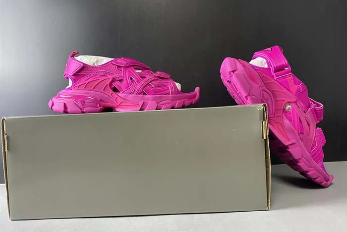Ba*len*cia*ga track sandal