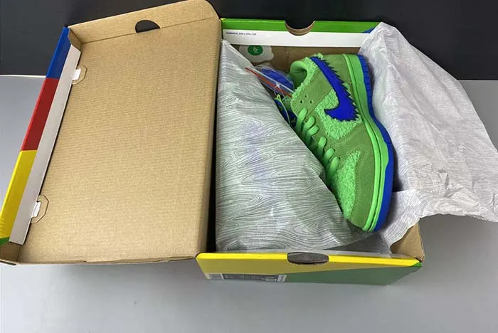 Dead x Nike SB Dunk Low“ Green Bear” CJ5378-300