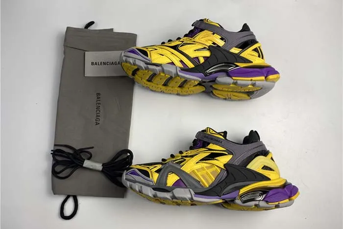 Ba*len*cia*ga led track yellow purple