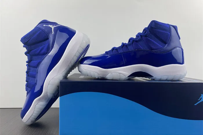 Air Jordan 11 retro high Midnight NAVY white AT7802-115