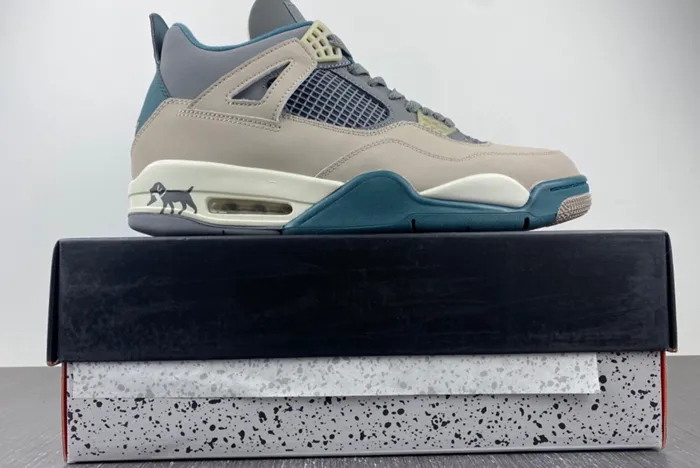 Air Jordan 4 SECRAFT