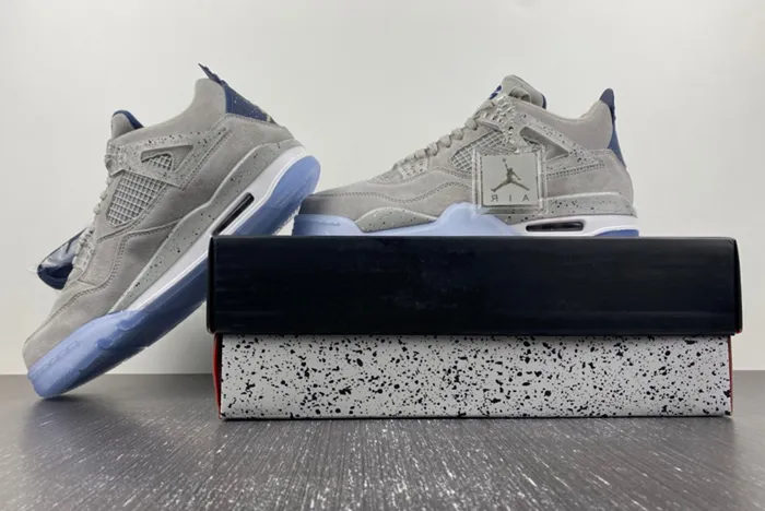 Air Jordan 4 Retro