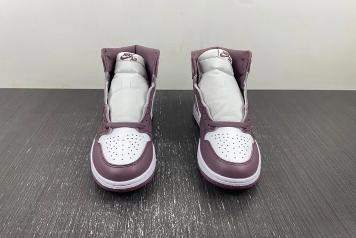 Air Jordan 1 High OG Mauve DZ5485-105