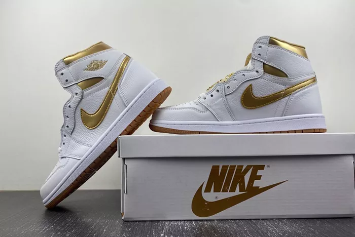 Air Jordan 1 Retro HI OG FD2596-107