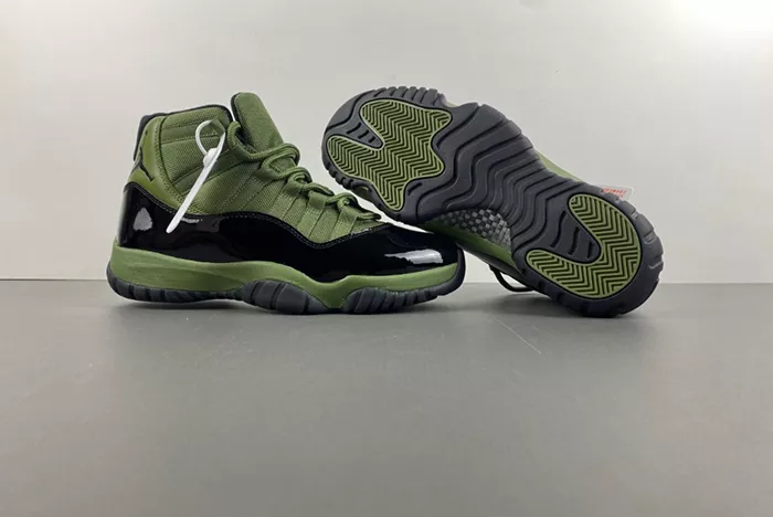 Air Jordan 11 CT8012-300